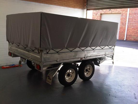 8 X 5 PVC TRAILER COVER 8 X 5 PVC TRAILER COVER